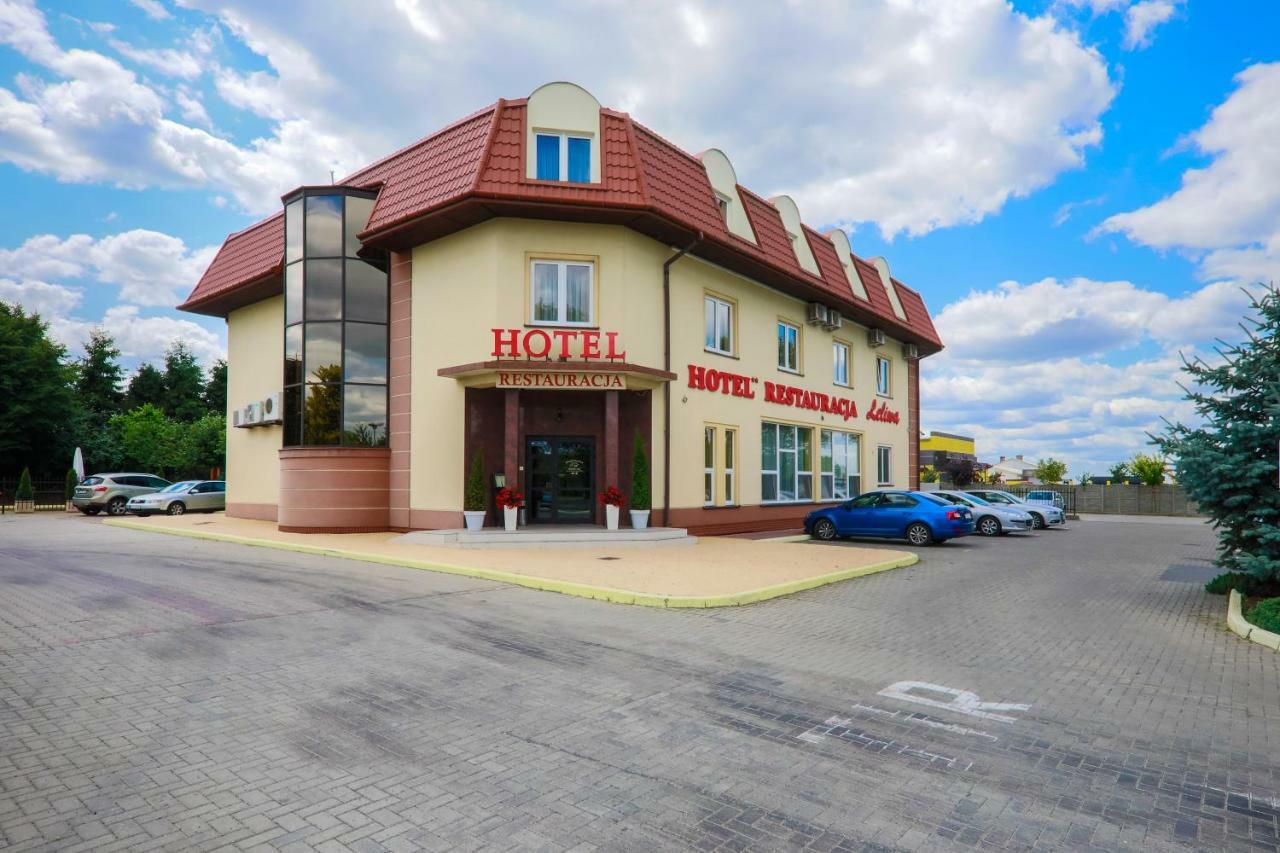 Hotel Restauracja Leliwa Przeworsk Eksteriør billede